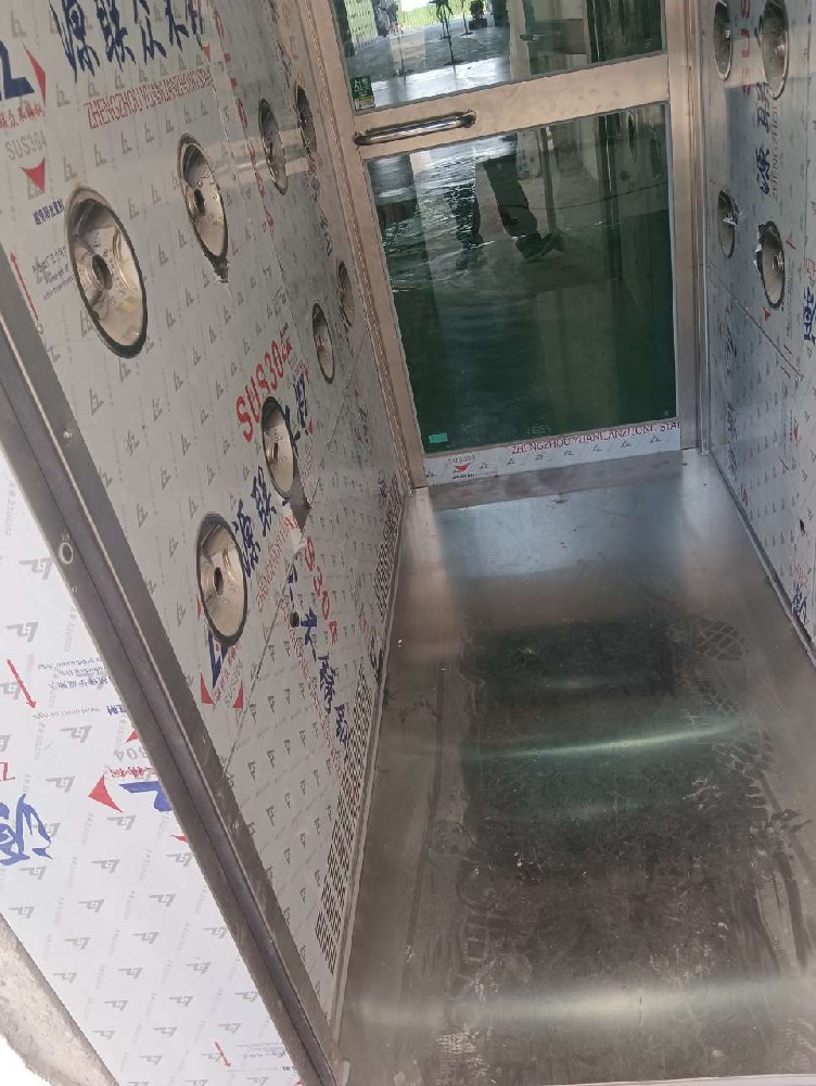 风淋门作用